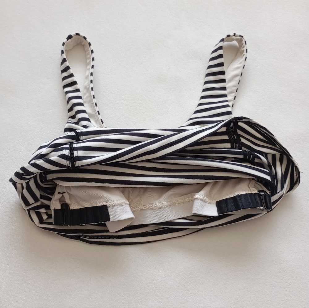 Lululemon▪️Amala Black & White Striped Tank Top - Picture 5 of 7